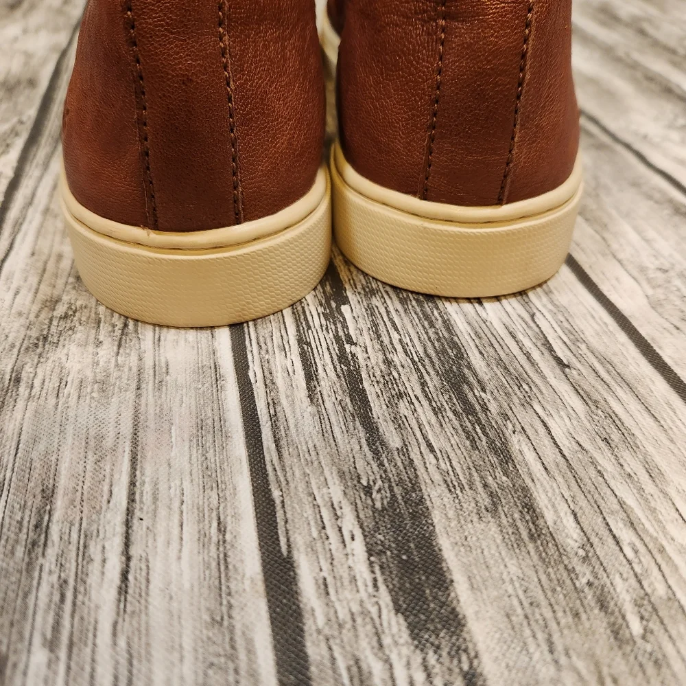 Frye Ivy‎ Slipons in Cognac